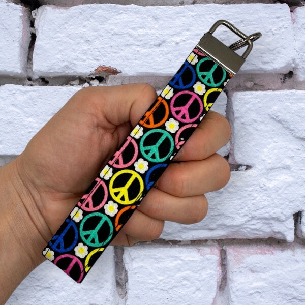 Peace Sign Short Key Lanyard/Accessory Keychain/Boho Friendship Gift Idea/Key Wristlet/Peace Love Keychain Gift /Hipster Key Holder Wristlet