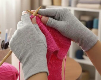 Compression Gloves for Knitters and Crafters Gift Natural Bamboo Pressure Gloves/Sensory Calming Gloves , Arthritis Half Gloves