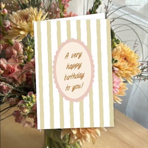 Carte de joyeux anniversaire, carte imprimable, esthétique girly, carte pour elle, carte de téléchargement numérique, carte d'anniversaire fantaisiste à la mode