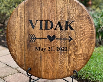 Barrel Head Wedding Guest Book, Whiskey Bourbon Barrel Head, Personalized Wedding Gift, Heart and Arrow, Alternative Sign In Board