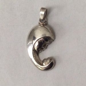 Madonna and Child.Silver Medallion.