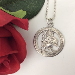 Ciondolo e collana con medaglione di San Cristoforo in argento sterling 925, regalo di gioielli per i viaggiatori per protezione