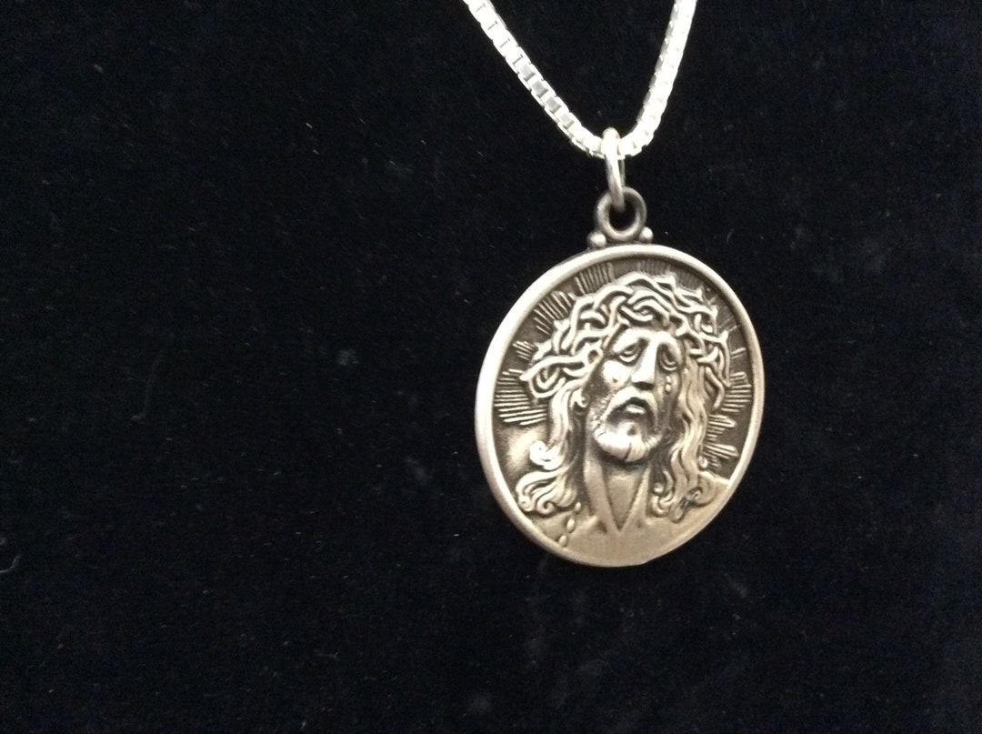 925 Sterling Silver Religious Jesus Pendant & Necklace, Perfect