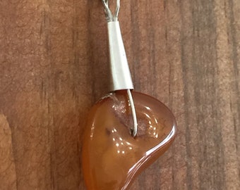 Amber Pendant Necklace//Gift for her