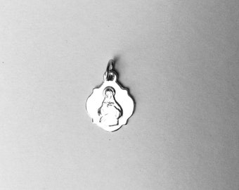 Scapular Medallion/ 14K white gold.