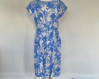 Vintage 1980’s ‘Newman Casuals’ Blue and White Dress, Summer Dress, UK Size 16 dress, Ladies Floral Dress, 80s Dress, Tropical Style, Blue
