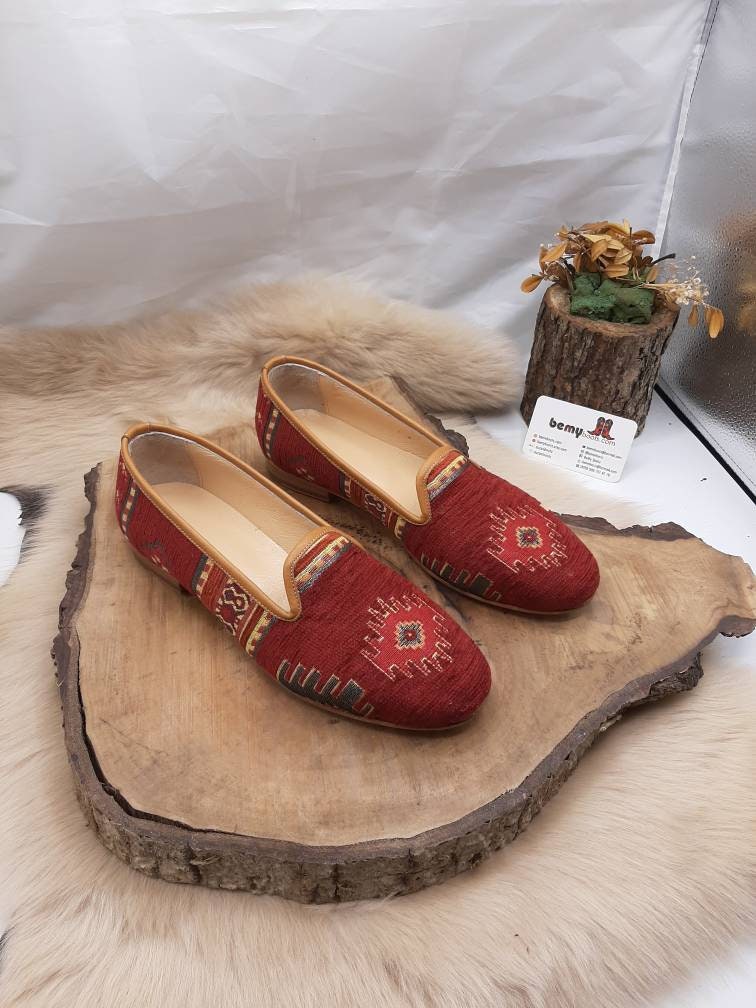 ethnic sandals for men