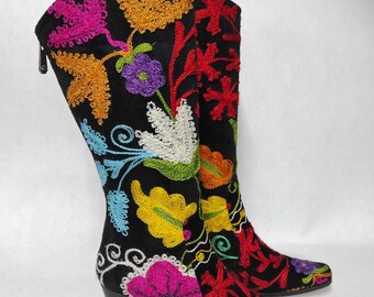 靴 Ameri Vintage SHEER EMBROIDERY BOOTS Amazon.com | Rivalran Beige Suede Cowboy Boots for Women