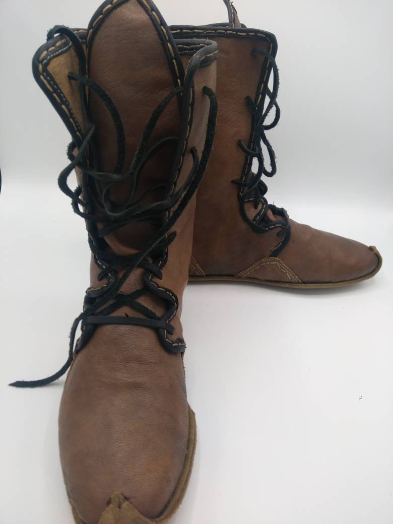 7+ Years of Hedi Boot Hunting : r/hedislimane