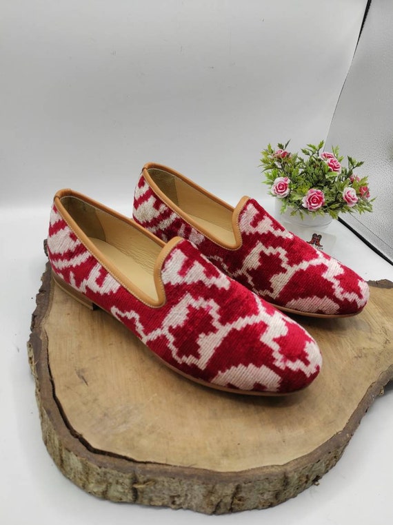 Handmade Leather Ikat Men's Flats: Ethnic Vintage Shoes