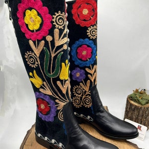 Riding Boots, Suzani Boots, Vintage Boots, Floral Pattern, Low Heel, Custom Made, Comfy Boots, Genuine Leather, Round Toe, Casual Boots