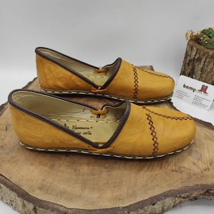 Handmade Leather Yemeni Sandals: Comfy Hippie Shoes