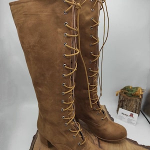Suèdeleren Veterlaarzen, Op maat gemaakt, Platformlaarzen, Kniehoge, Victoriaanse Laarzen, Suzani Laarzen, Slow Fashion, Comfortabele Laarzen, Op Maat