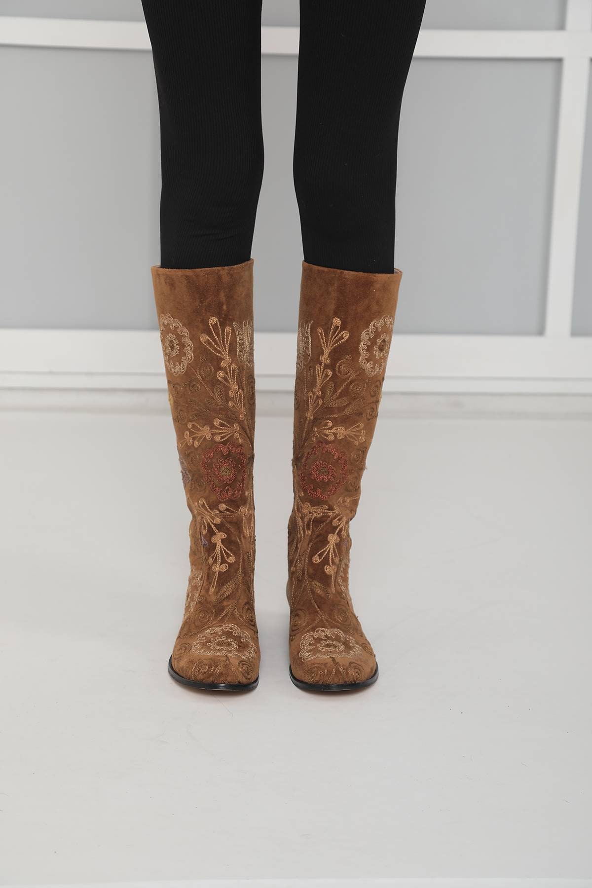 【suzen】Baritone lace-up long boots Amazon.com: Over the Knee Boots for Women Long Combat Boots