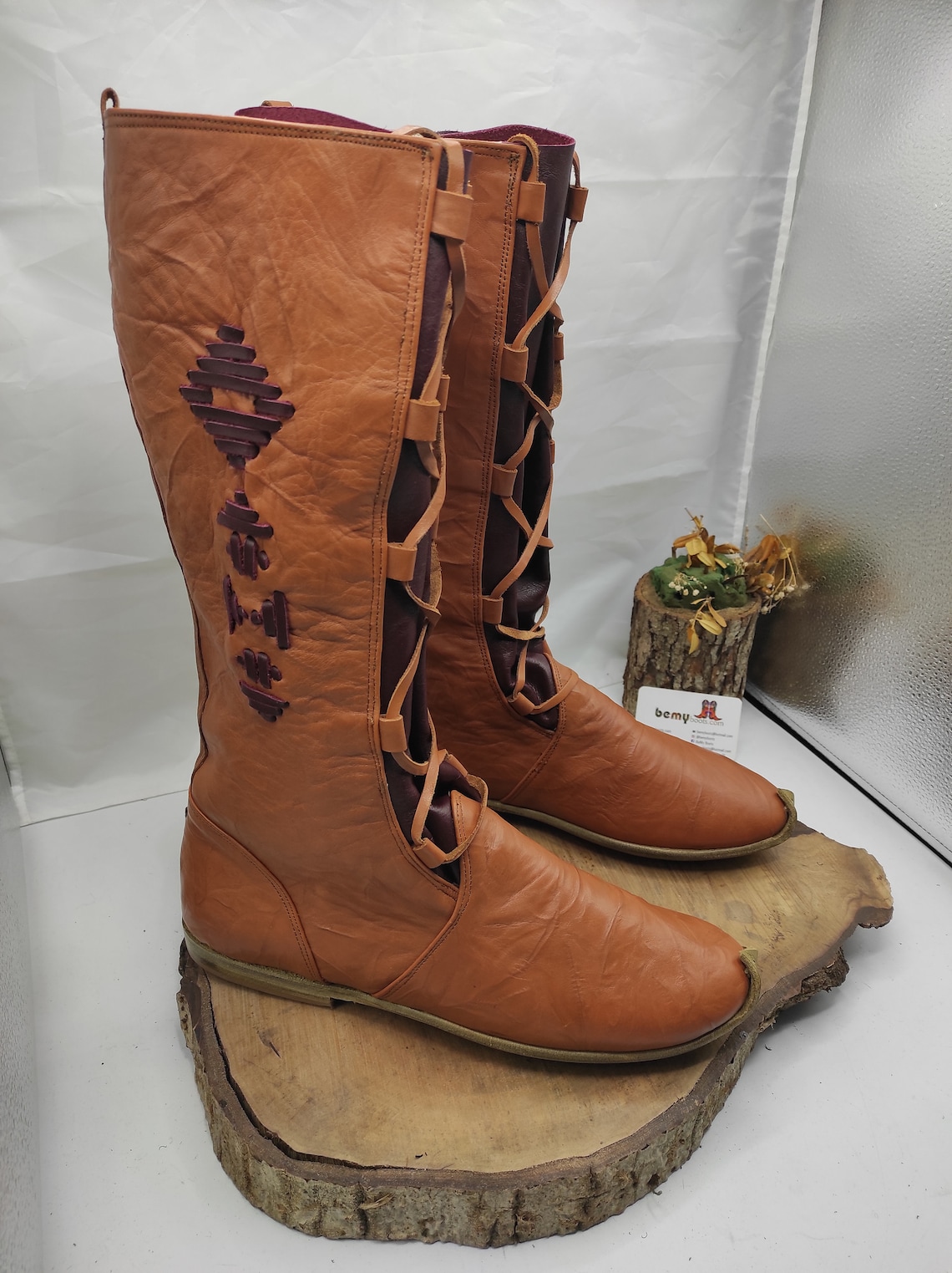 Bottes médiévales en cuir modèle Sylvar, couleur gris ⚔️ Boutique Épées