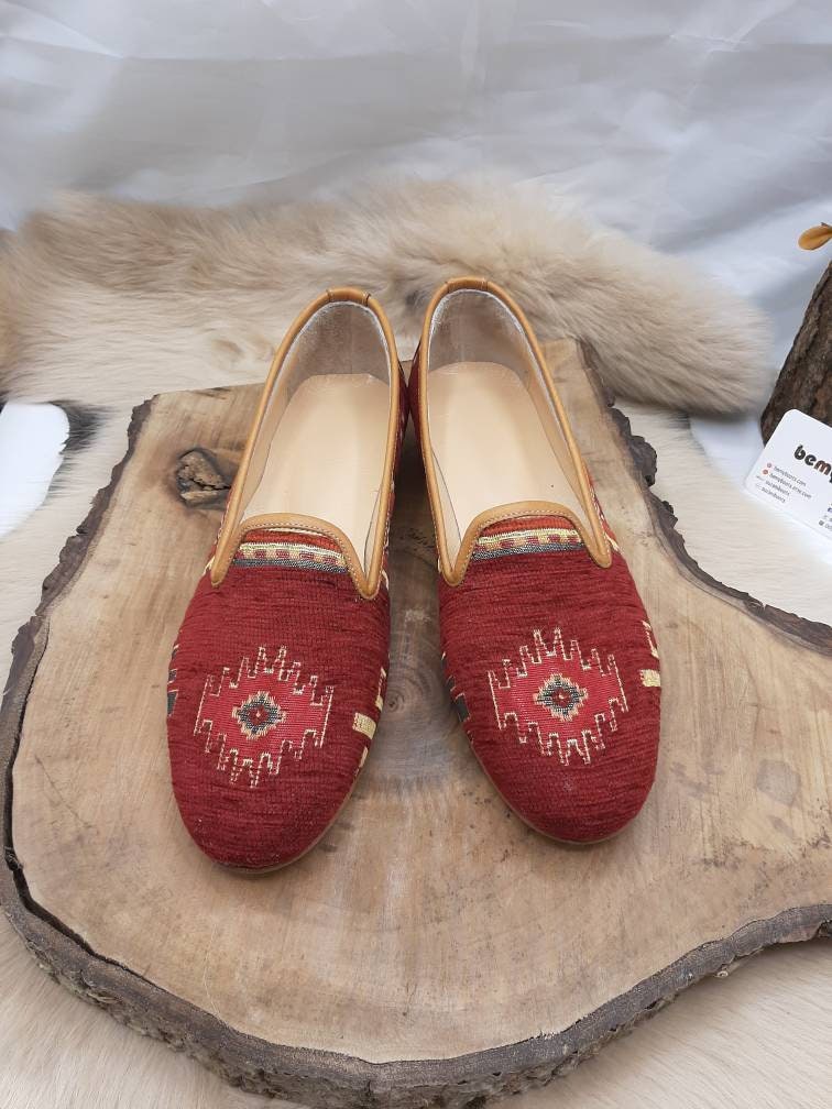 ethnic sandals for men