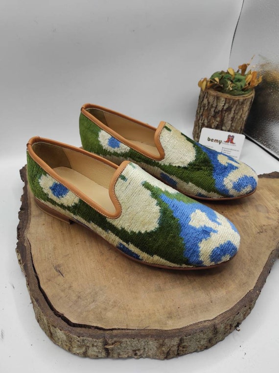 Handmade Leather Ikat Loafers: Ethnic Men's Shoes