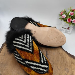 Mocasines de terciopelo Ikat para hombre hechos a mano: pantuflas étnicas de piel imagen 3