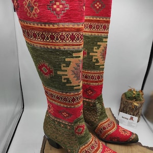Cowboylaarzen, vintage laarzen, op maat gemaakt, kelimlaarzen, countrystijl, westernlaarzen, Suzani-laarzen, Kniehoge laarzen, Handgemaakte laarzen, Op maat gemaakt