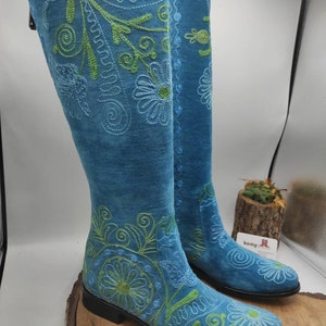 Dameslaarzen, unieke laarzen, op maat gemaakt, blauw, handgemaakt, leren laarzen, festivallaarzen, vrijetijdslaarzen, laarzenliefhebber, comfortabele laarzen, paardrijlaars
