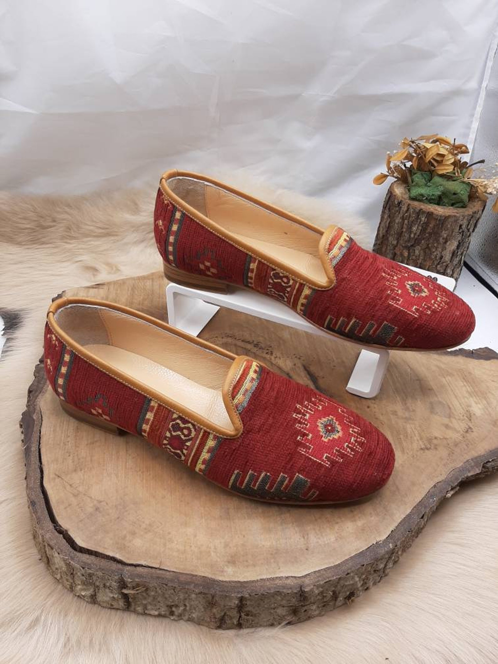 ethnic sandals for men
