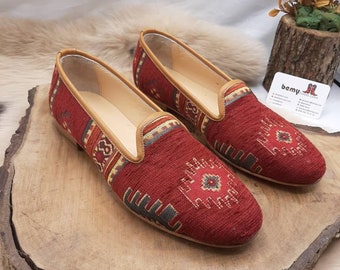 Handmade Leather Men's Flats: Ethnic Kilim Shoes