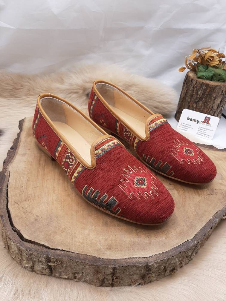 ethnic sandals for men