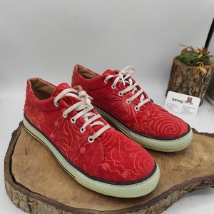 Handmade Leather Suzani Sneakers: Vintage Embroidered Shoes