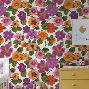 Carta da parati floreale anni '70, carta da parati autoadesiva floreale retrò, decorazione murale colorata da staccare e attaccare, rivestimento murale Funky Bloom / PV127