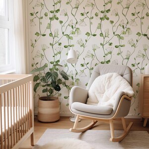 Refresh your space with delicate sweet pea flower wallpaper, perfect for living rooms and bedrooms.
