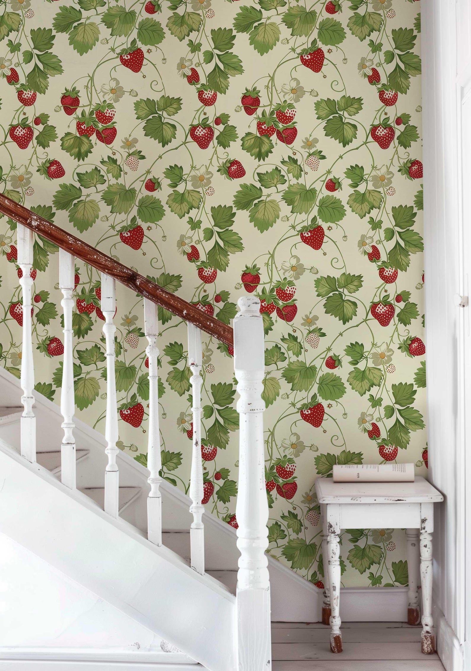 Vintage Strawberries Wallpaper, Retro Floral Peel and Stick Mural Pv279 ...