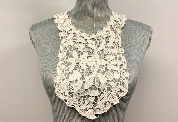 Antique Handmade Crochet Collar, Vintage Ivory Col