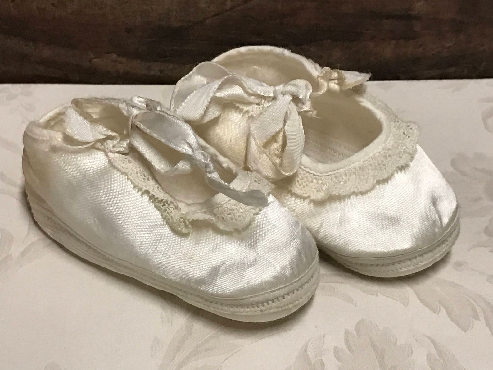 vintage baby ballet slippers, size 1, in original box, knee socks included, baby satin ballet shoes, vintage newborn shoes, mrs.