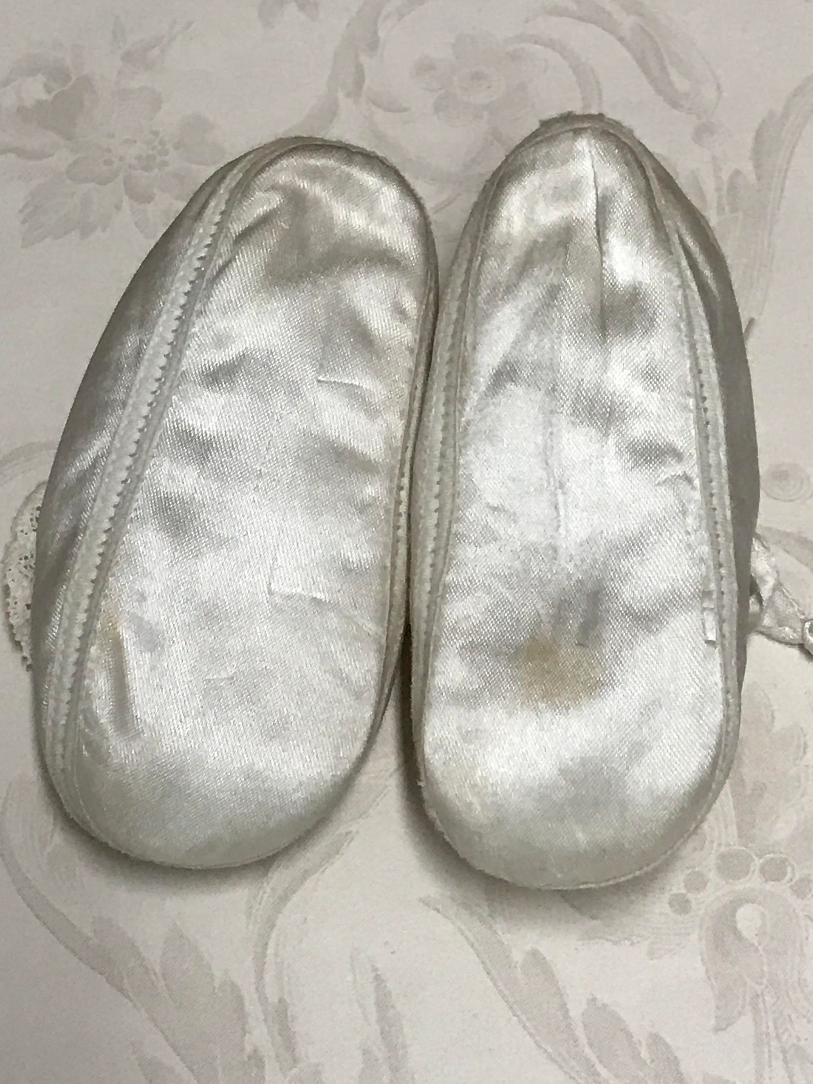 vintage baby ballet slippers, size 1, in original box, knee socks included, baby satin ballet shoes, vintage newborn shoes, mrs.
