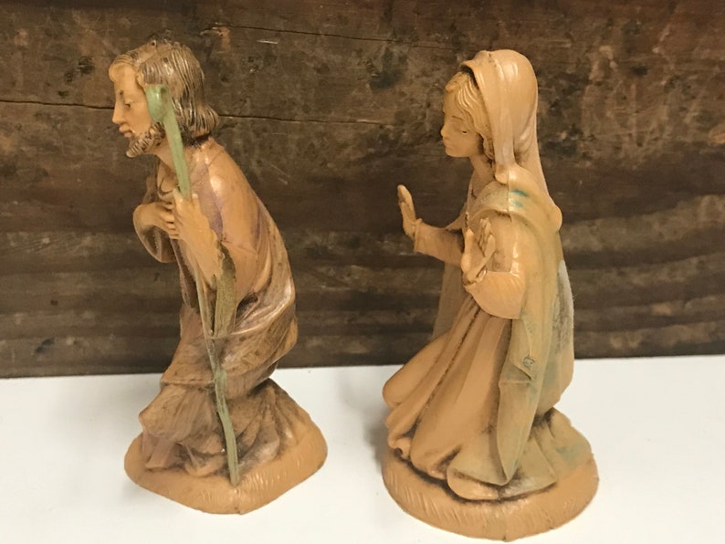 Vintage Fontanini Mary and Joseph Small Figurines Vintage image 1