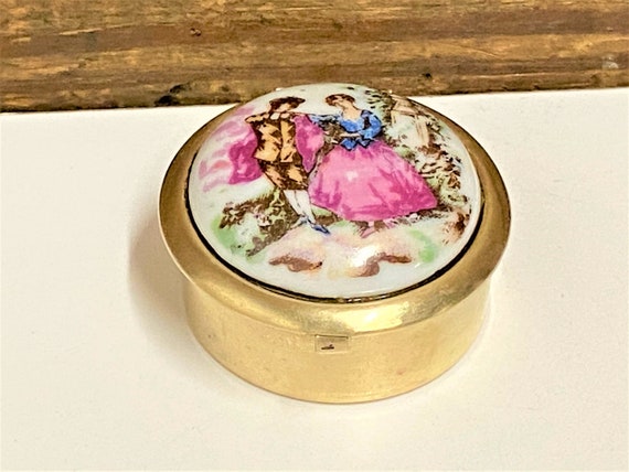 Vintage Victorian Courting Scene Pill Box, Gold Metal With