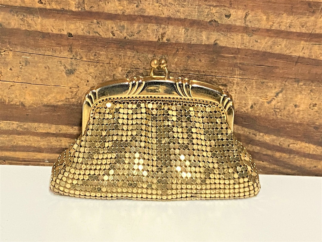 Vintage Gold Mesh Coin Purse, Vintage Coin Pouch, Vintage Change Purse