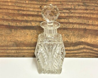 Vintage Cut Crystal Perfume Bottle, Crystal Stopper, Clear Glass Perfume Bottle, Vintage Perfume, Vanity Decor