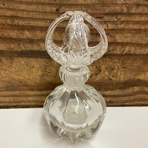 Vintage Cut Crystal Perfume Bottle with Stopper, Cut Crystal Stopper, Clear Glass Perfume Bottle, Vintage Perfume, Vanity Decor