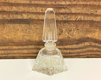 Vintage Art Deco Perfume Bottle, Vintage Cut Glass Bottle, Glass Topper, Vanity Perfume Bottle, Vanity Decor, Decorative Perfume Bottle