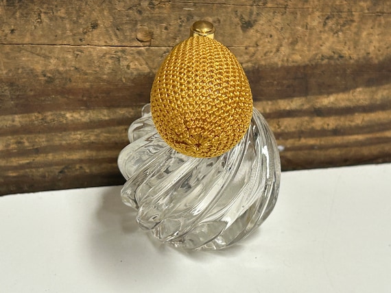 Vintage Clear Glass Perfume Bottle with Gold Atom… - image 2
