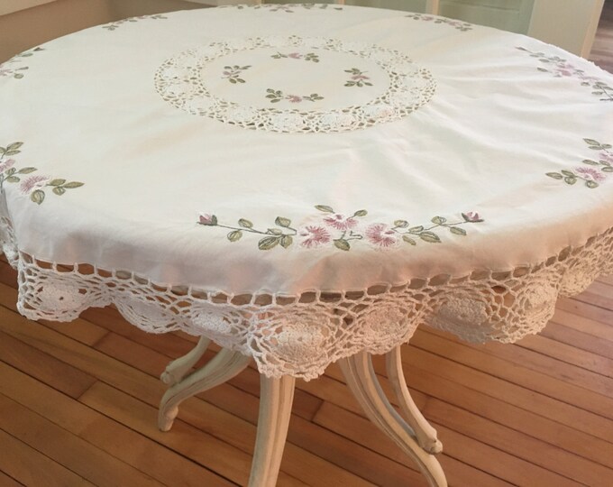 32 Vintage Embroidered Round Tablecloth Pink Floral Etsy