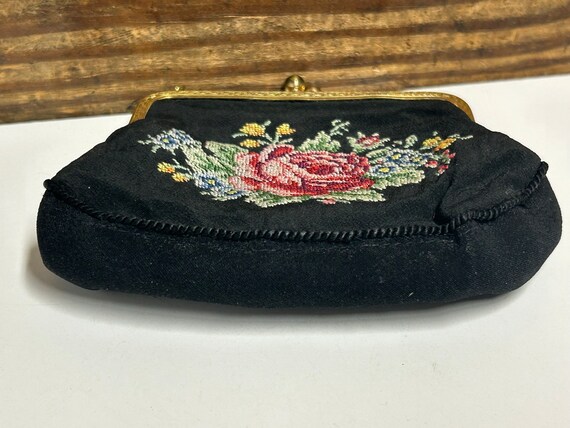 Antique Small Petit Point Fabric Purse, Floral Pe… - image 7