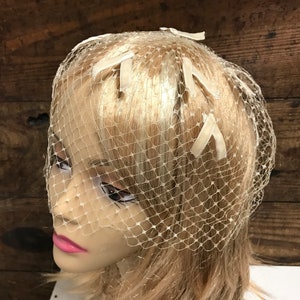 Vintage Beige Velvet Bow Netting Fascinator, Spring/Summer Fascinator, Velvet Netted Mini Hat, Wedding Fascinator