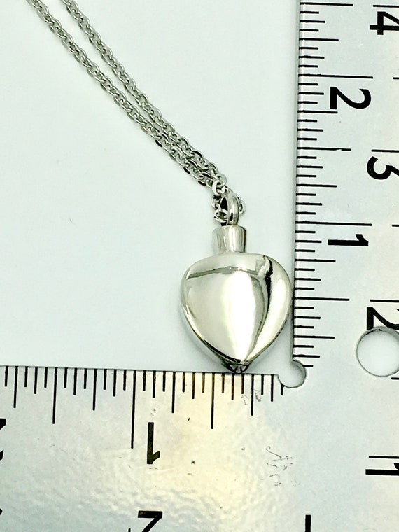 /"Sister Forever In My Heart/" Cremation Memorial Keepsake Urn Holder Necklace