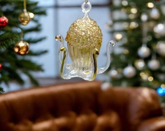 Exquisite Handblown Gold Glass Octopus Ornament - Artisan Holiday Decoration - Unique Christmas Gift Idea - Glass Art