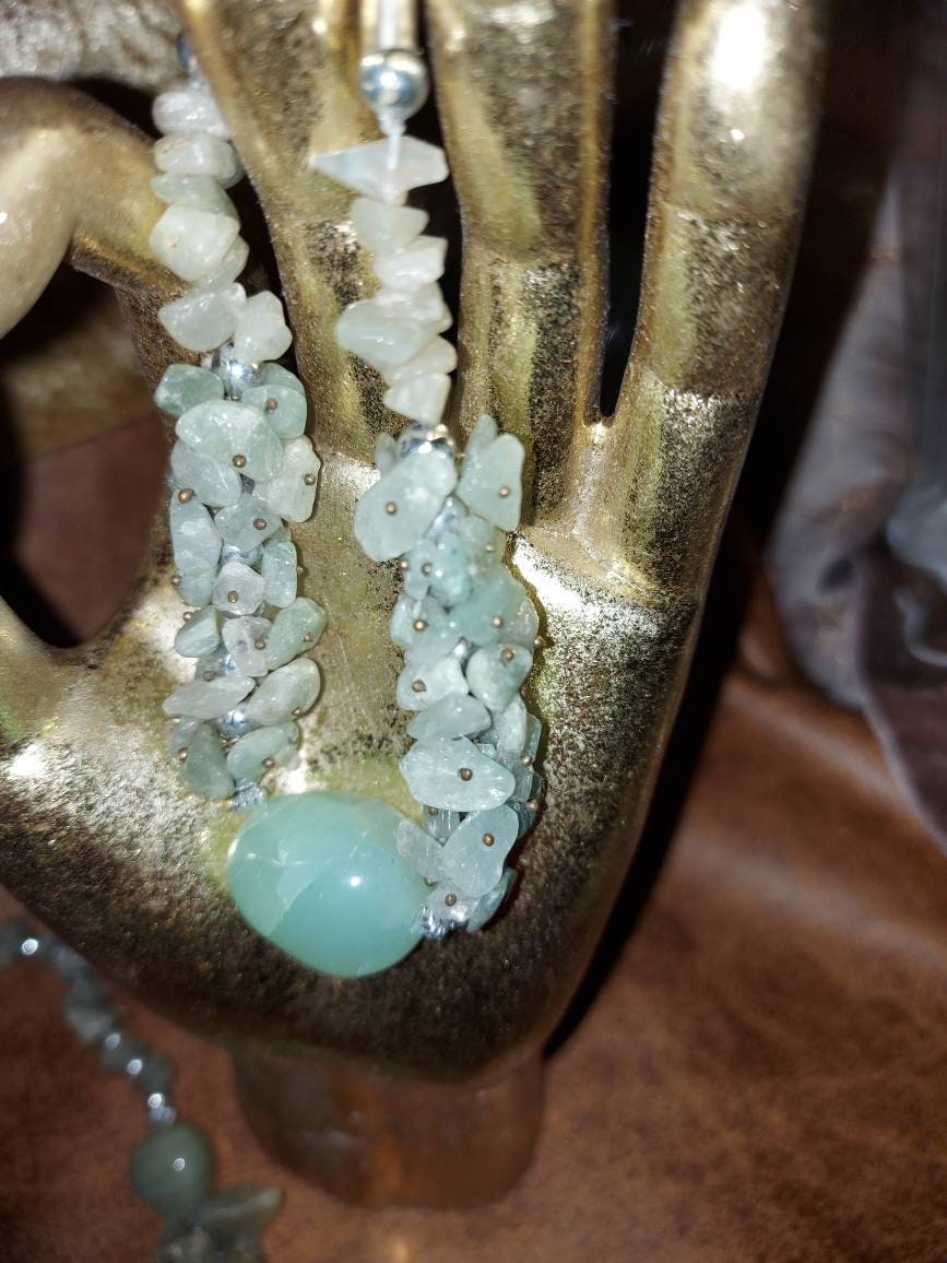 翡翠　ネックレス　ブレスレット　セット　ヴィンテージ ヴィンテージ翡翠ジュエリーセットネックレスとブレスレットは