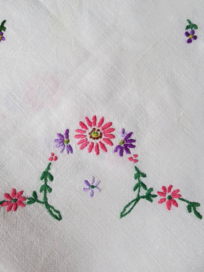 Vintage hand embroidered tablecloth pretty flowered table linen cotton tablecloth UK seller ships worldwide