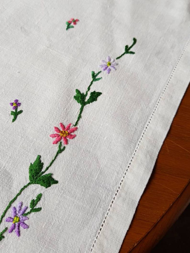 Vintage hand embroidered tablecloth pretty flowered table linen cotton tablecloth UK seller ships worldwide