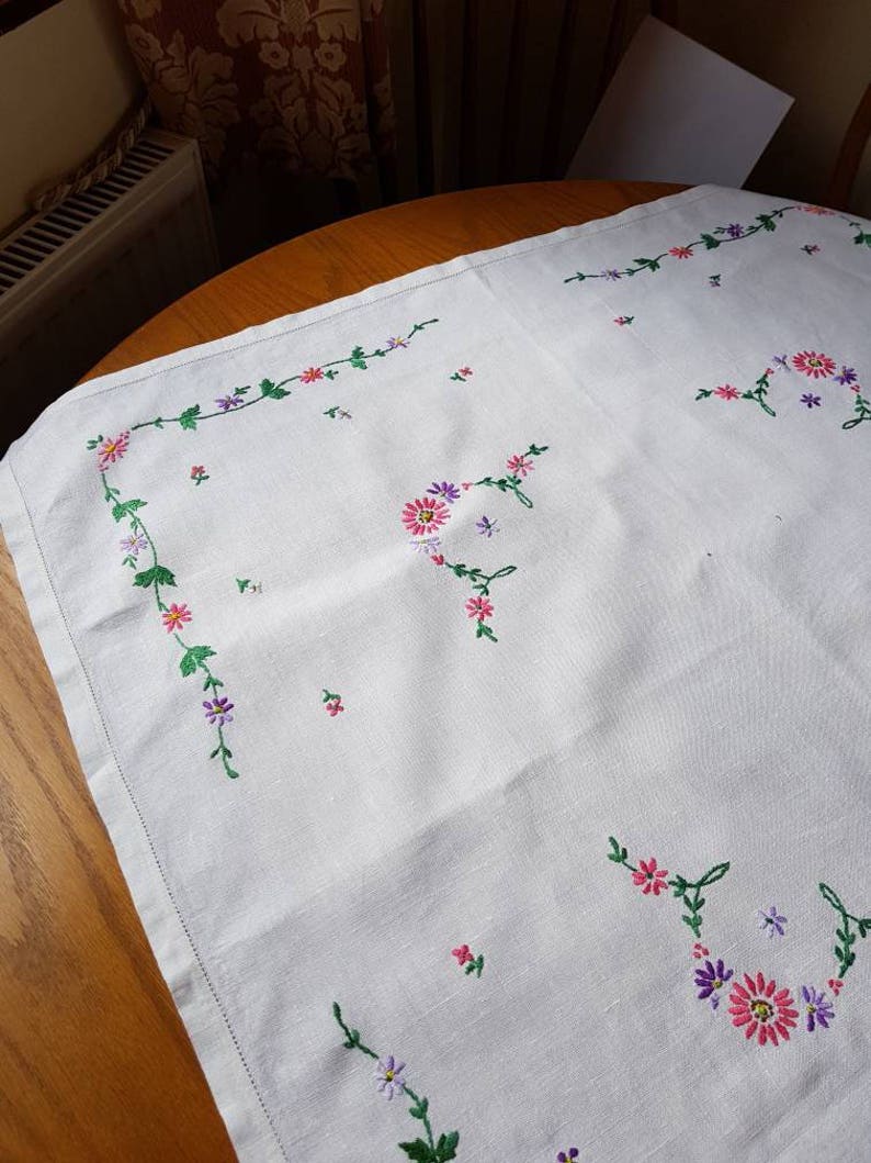 Vintage hand embroidered tablecloth pretty flowered table linen cotton tablecloth UK seller ships worldwide